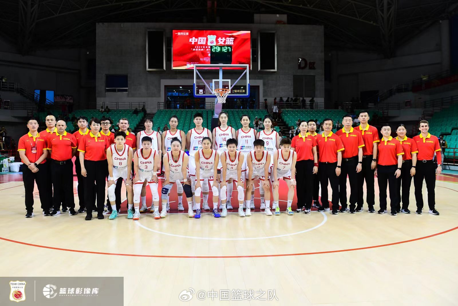 中国女篮热身赛惜败日本队 伤病困扰下杨舒予扛