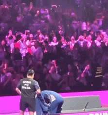 梁靖崑带伤鏖战遭逆转 病痛难挡竞技精神