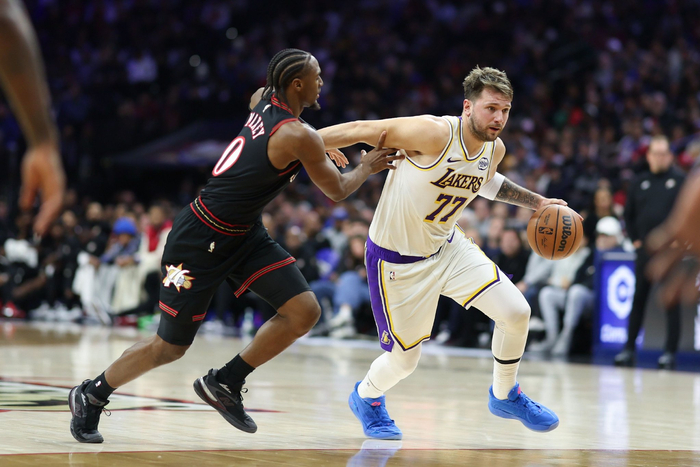 东契奇三月统治西部 获月最佳球员称号