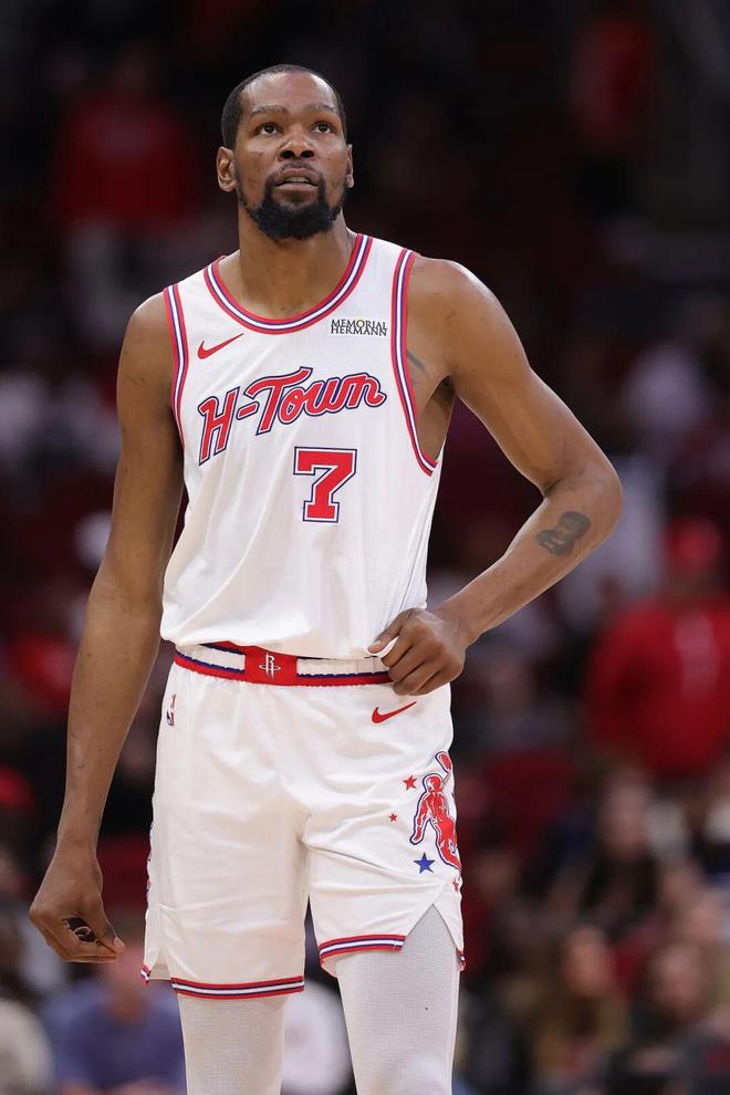 NBA常规赛收官战定季后赛对阵，猛龙锁定席位，