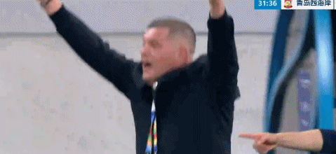 VAR四次争议判罚致青岛海牛主场失分 青岛西海岸